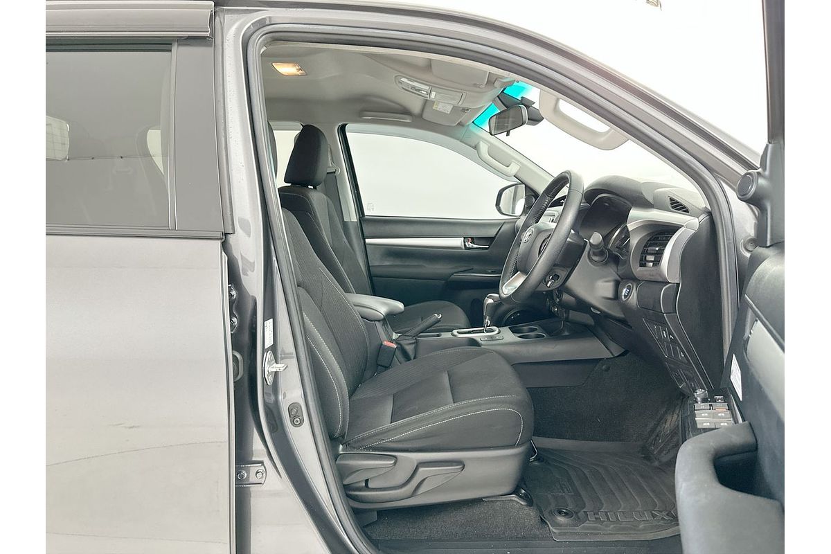 2022 Toyota Hilux SR5 GUN126R 4X4