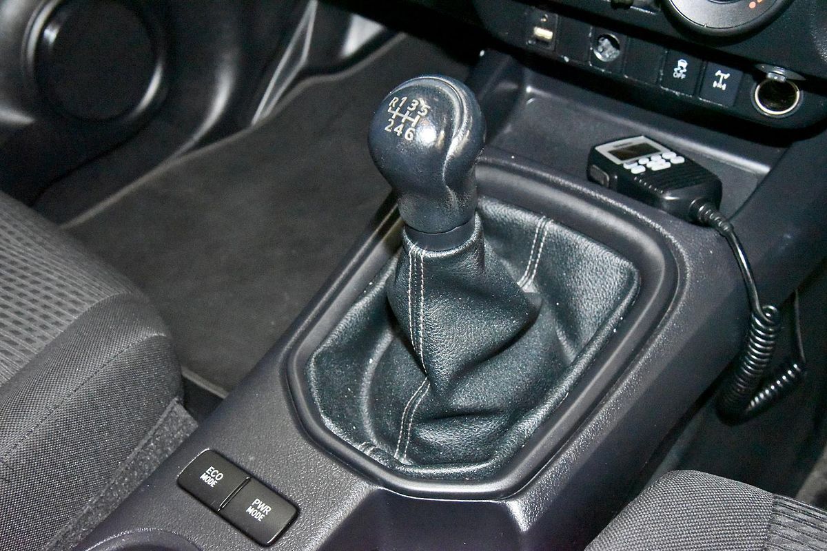 2018 Toyota Hilux SR GUN126R 4X4