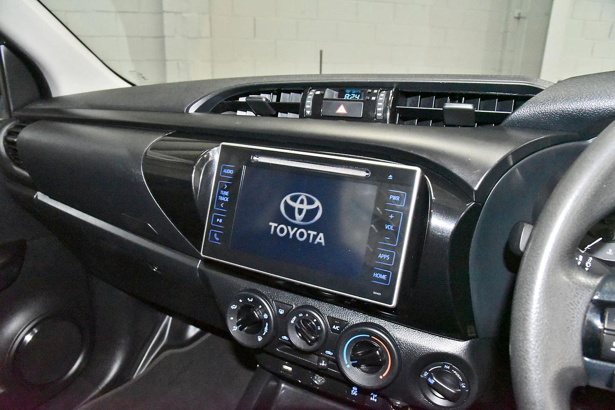 2018 Toyota Hilux SR GUN126R 4X4
