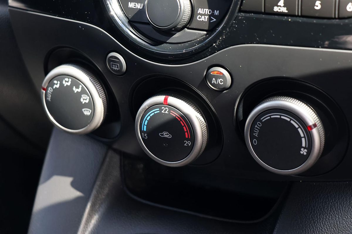 2014 Mazda 2 Maxx Sport DE Series 2
