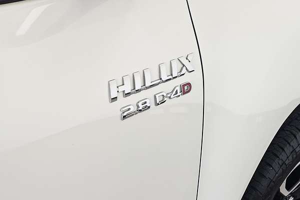 2020 Toyota Hilux SR5 GUN126R 4X4