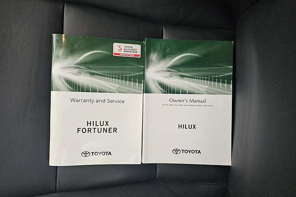 2020 Toyota Hilux SR5 GUN126R 4X4