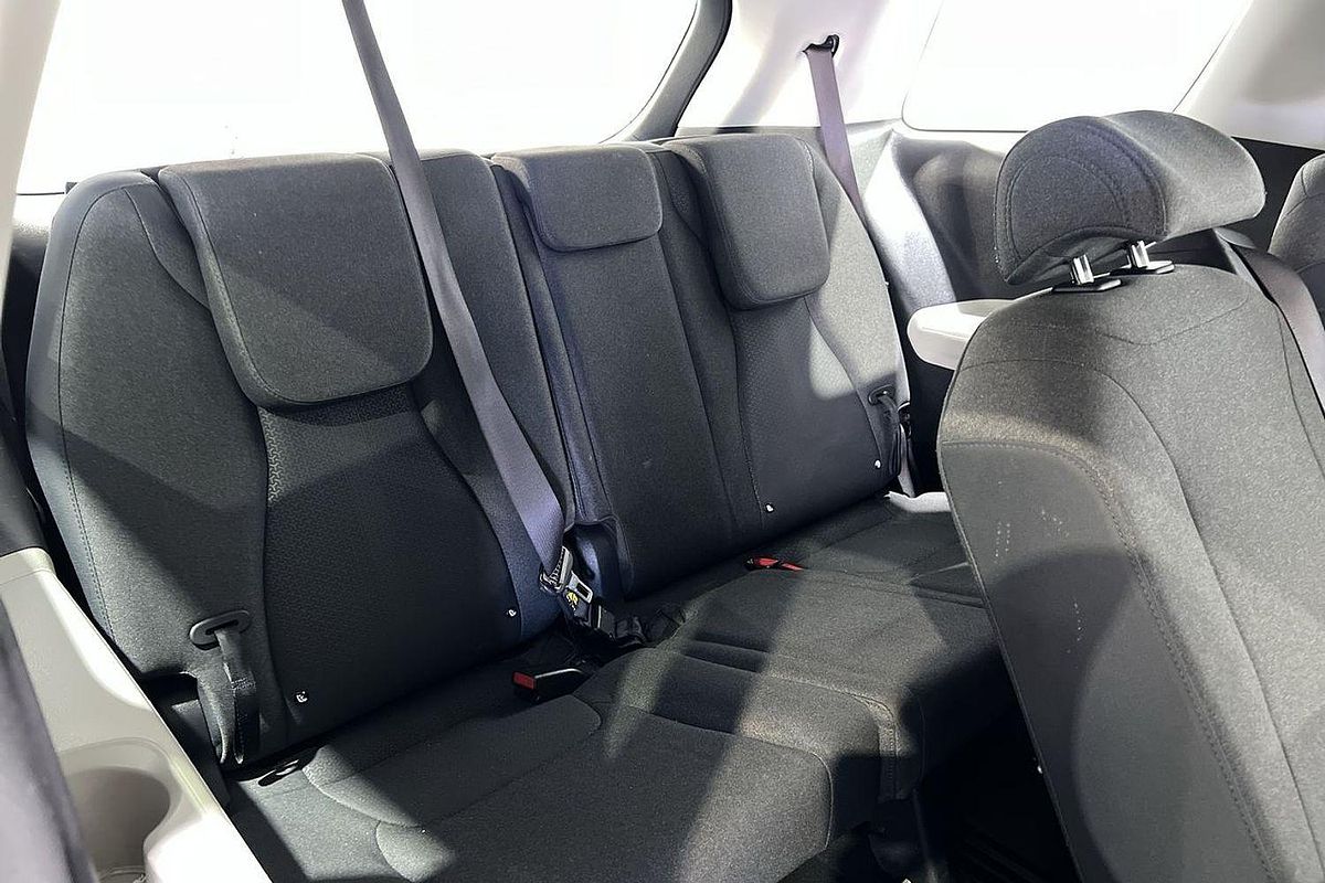 2022 Kia Carnival S KA4