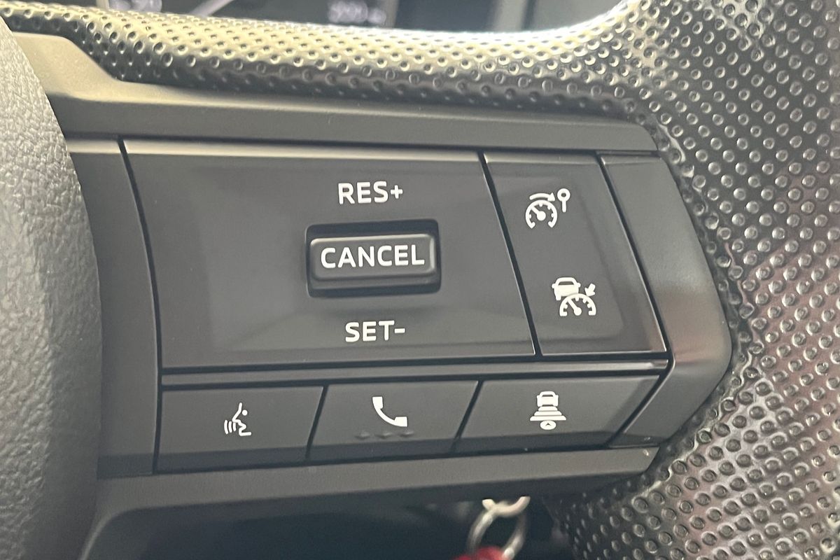 2024 Mitsubishi Triton GLX+ MV 4X4