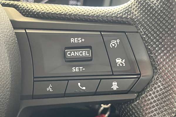 2024 Mitsubishi Triton GLX+ MV 4X4