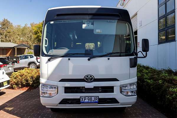 2025 Toyota Coaster GDB70R