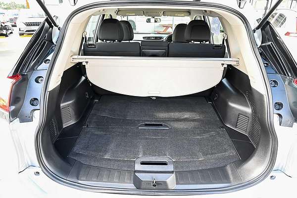 2022 Nissan X-TRAIL ST T32