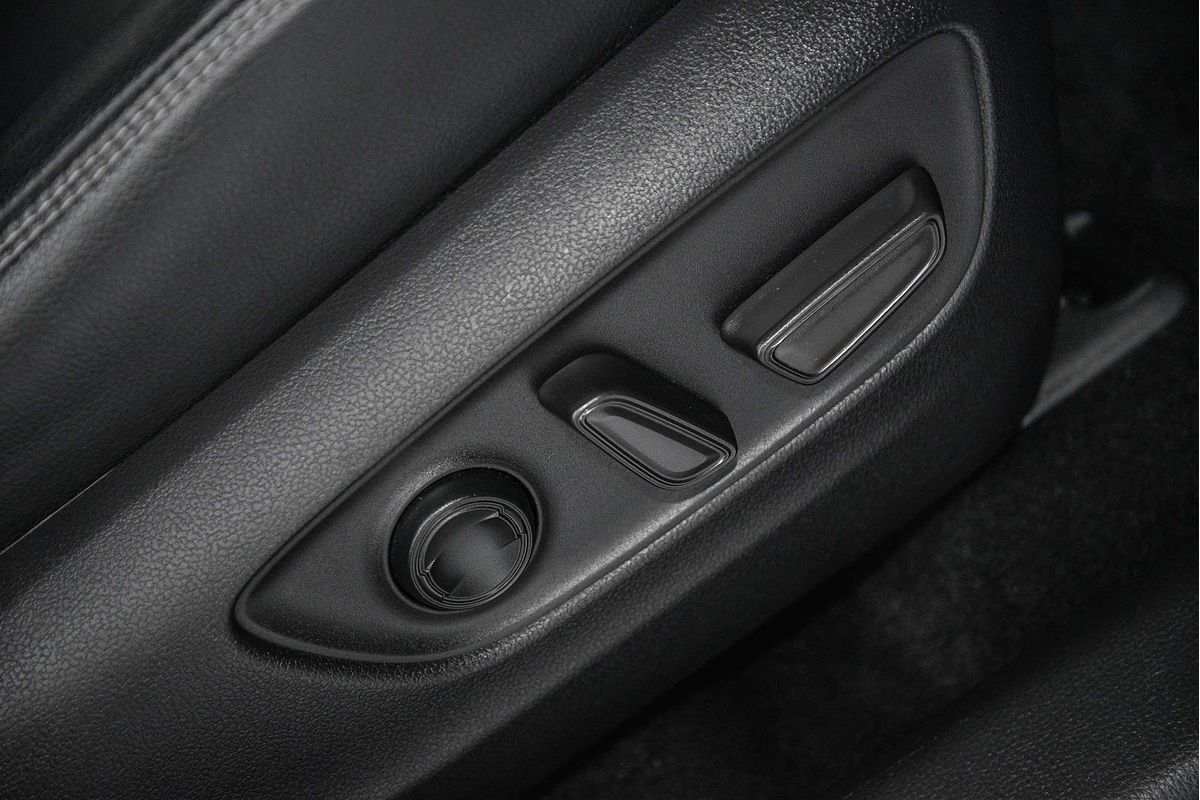 2019 Toyota RAV4 Cruiser MXAA52R