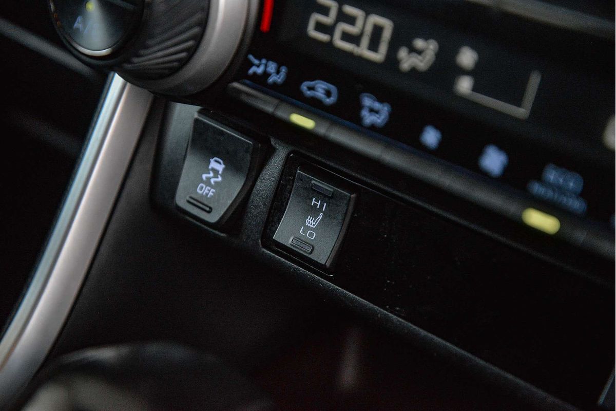 2019 Toyota RAV4 Cruiser MXAA52R