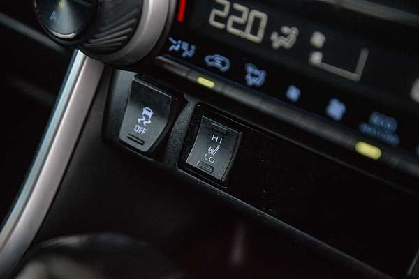 2019 Toyota RAV4 Cruiser MXAA52R