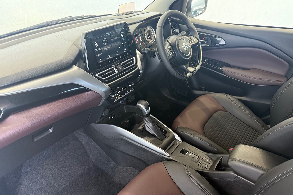 2025 Suzuki Fronx Hybrid KW