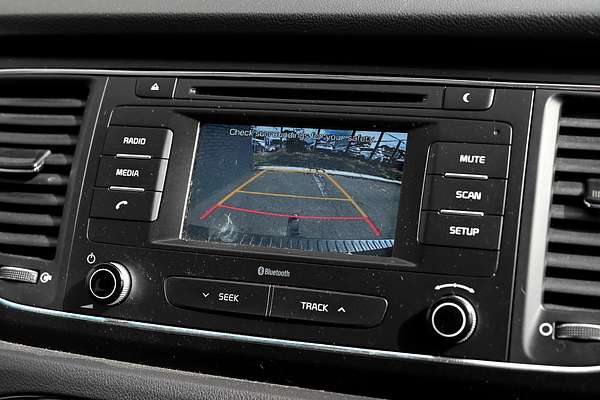2017 Kia Carnival S YP