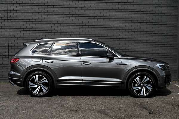 2023 Volkswagen Touareg 210TDI R-Line CR