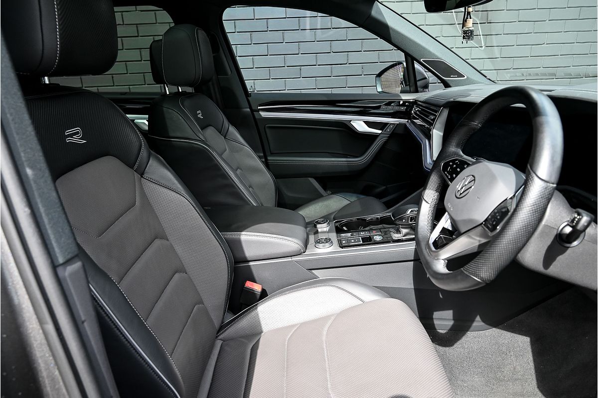 2023 Volkswagen Touareg 210TDI R-Line CR