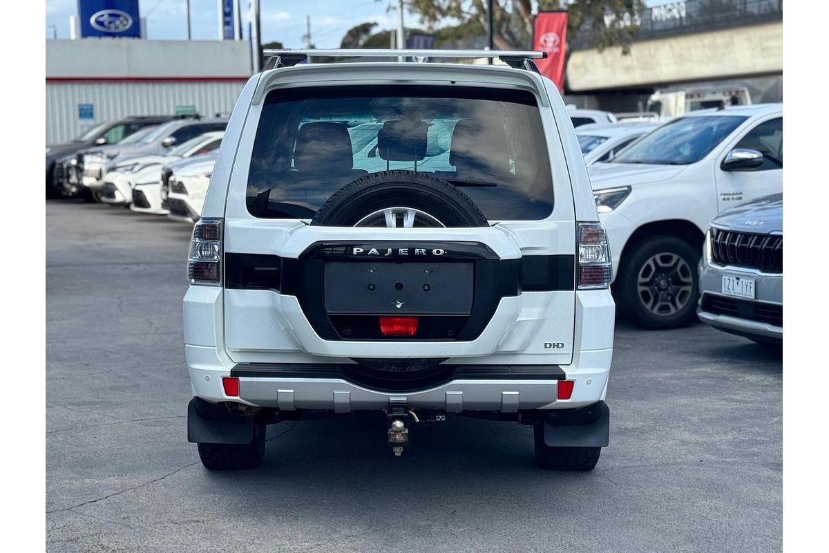 2018 Mitsubishi Pajero GLS NX