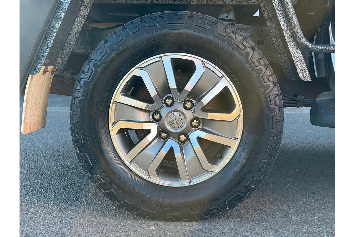2019 Toyota Hilux SR GUN126R 4X4