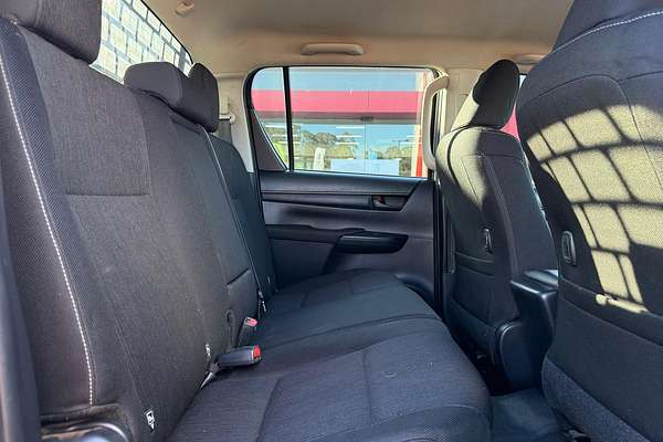 2019 Toyota Hilux SR GUN126R 4X4