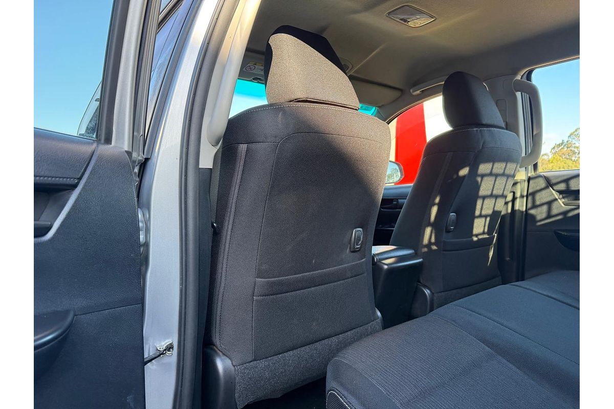 2019 Toyota Hilux SR GUN126R 4X4