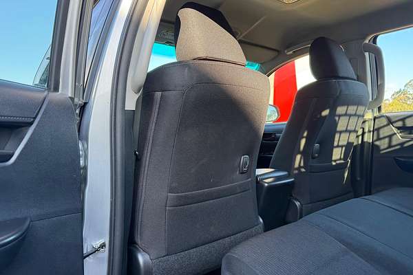 2019 Toyota Hilux SR GUN126R 4X4