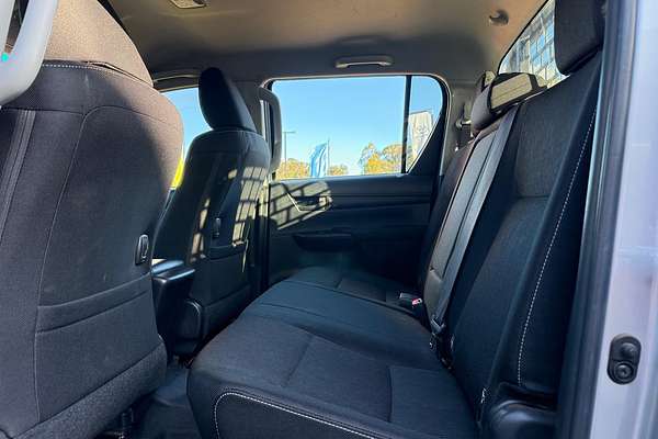 2019 Toyota Hilux SR GUN126R 4X4