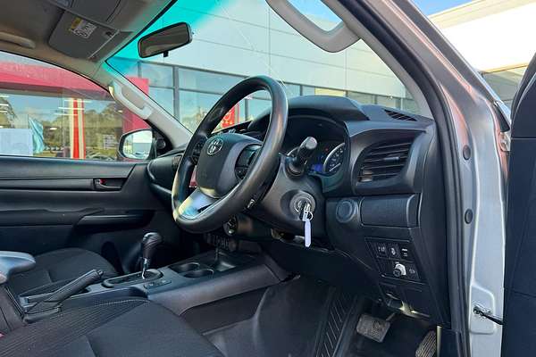 2019 Toyota Hilux SR GUN126R 4X4