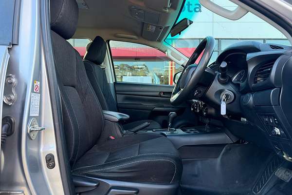 2019 Toyota Hilux SR GUN126R 4X4
