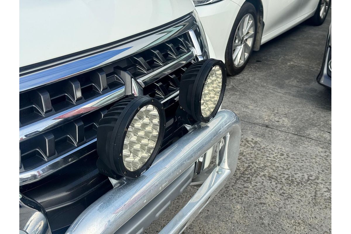 2018 Mitsubishi Pajero GLS NX