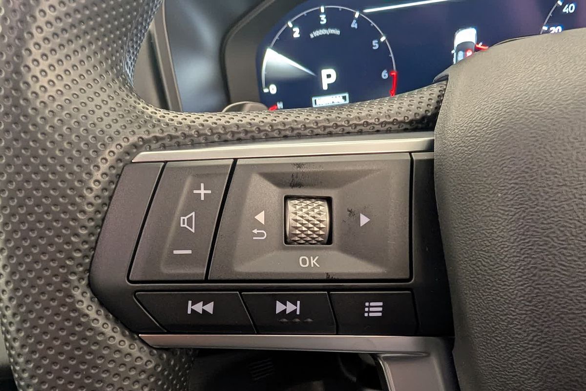2025 Mitsubishi Outlander ES ZM