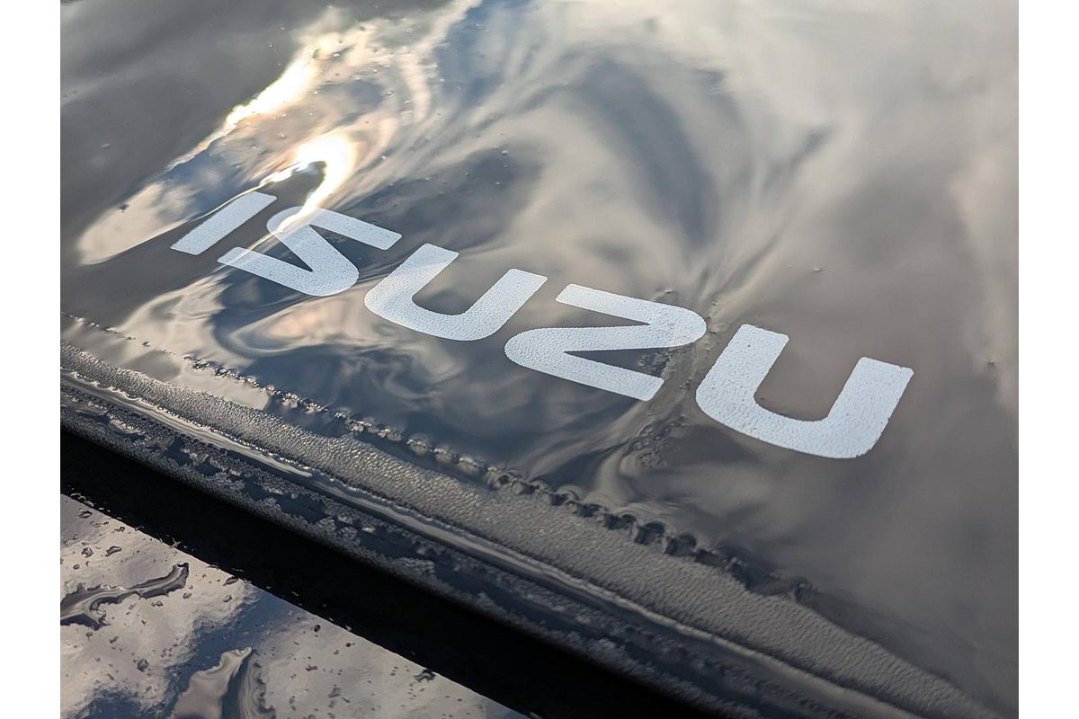 2025 Isuzu D-MAX X-RIDER 4X4