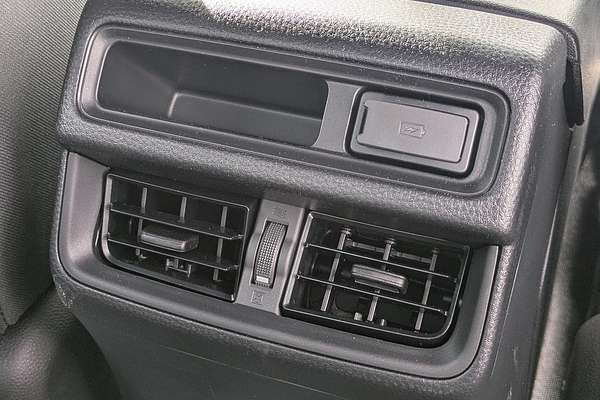 2025 Isuzu D-MAX X-RIDER 4X4