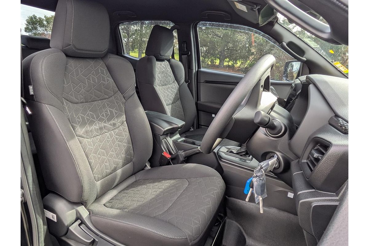 2025 Isuzu D-MAX X-RIDER 4X4