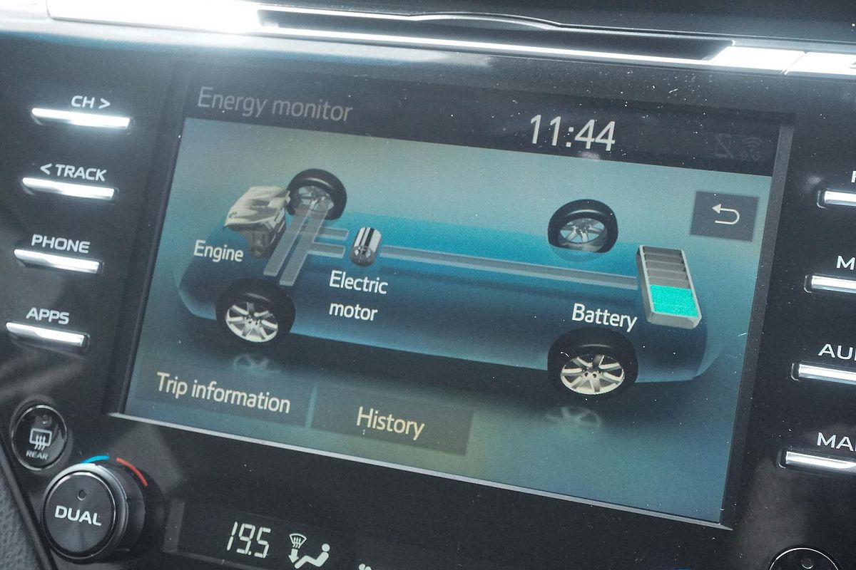 2018 Toyota Camry SL AXVH71R