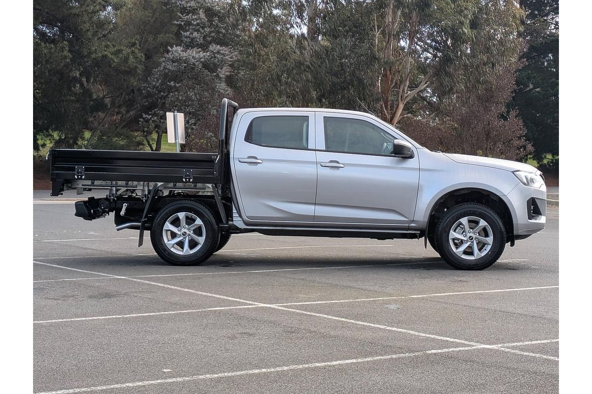 2025 Isuzu D-MAX LS-M 4X4