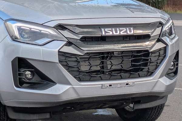 2025 Isuzu D-MAX LS-M 4X4
