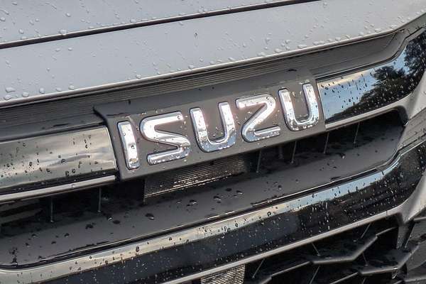 2025 Isuzu D-MAX LS-M 4X4