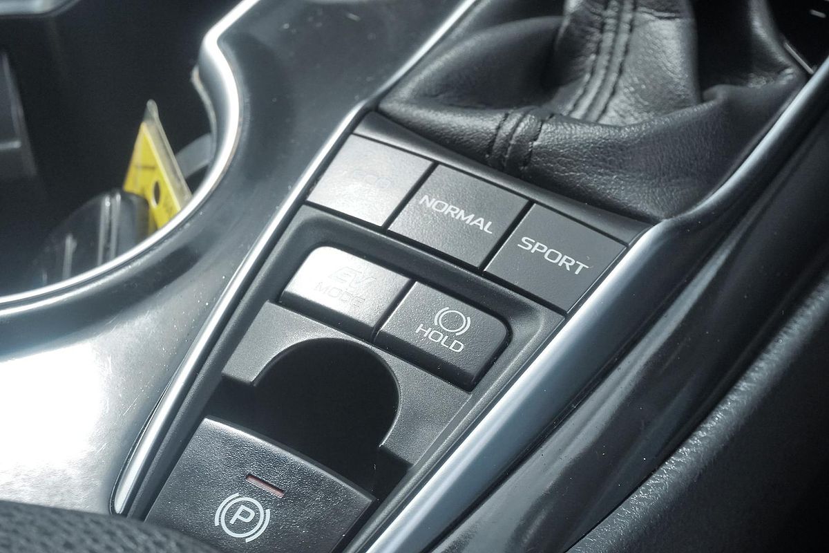 2018 Toyota Camry SL AXVH71R