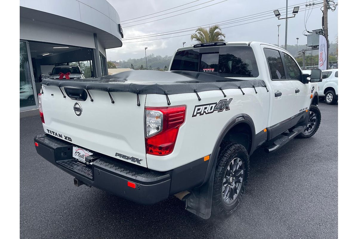 2016 Nissan Titan XD PRO-4X 4X4