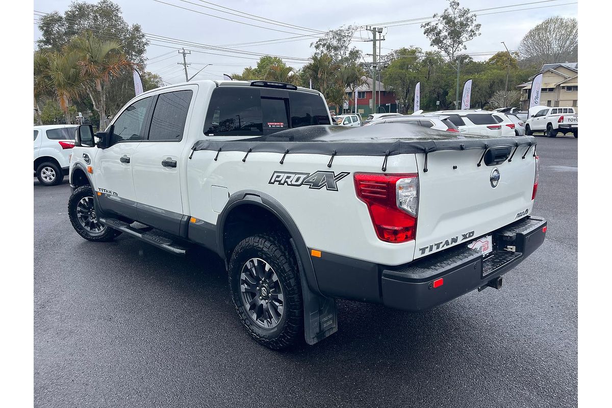 2016 Nissan Titan XD PRO-4X 4X4
