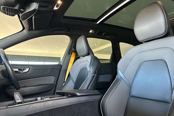 2021 Volvo XC60 T8 Polestar