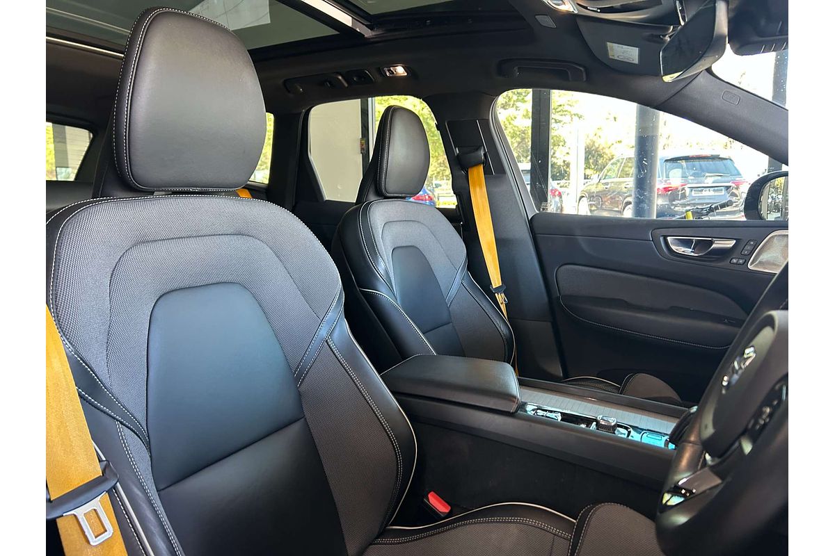2021 Volvo XC60 T8 Polestar