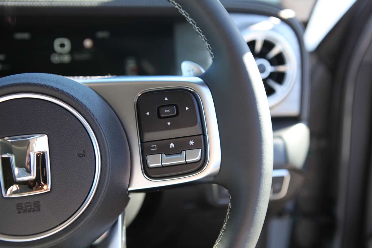 2025 GWM Tank 300 Ultra P01