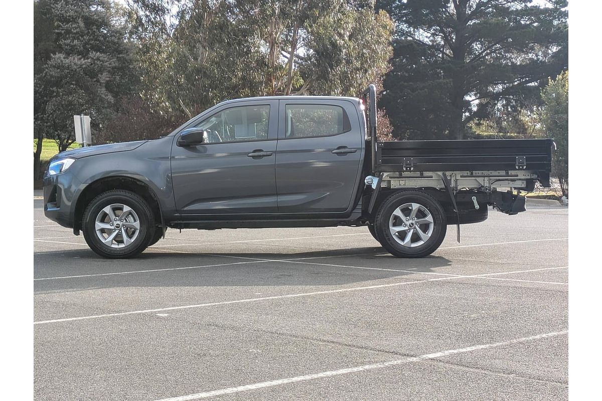 2025 Isuzu D-MAX LS-M 4X4