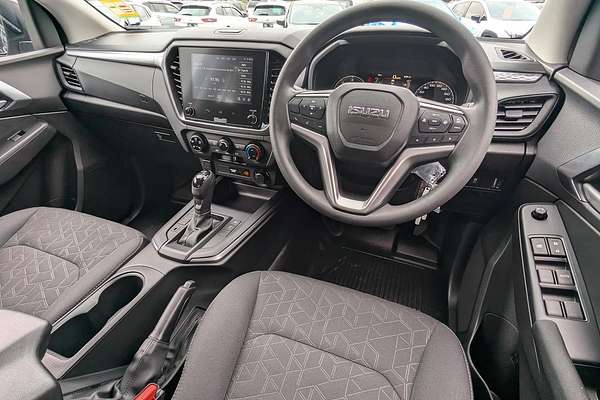 2025 Isuzu D-MAX LS-M 4X4