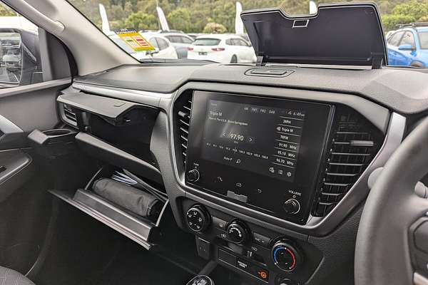 2025 Isuzu D-MAX LS-M 4X4
