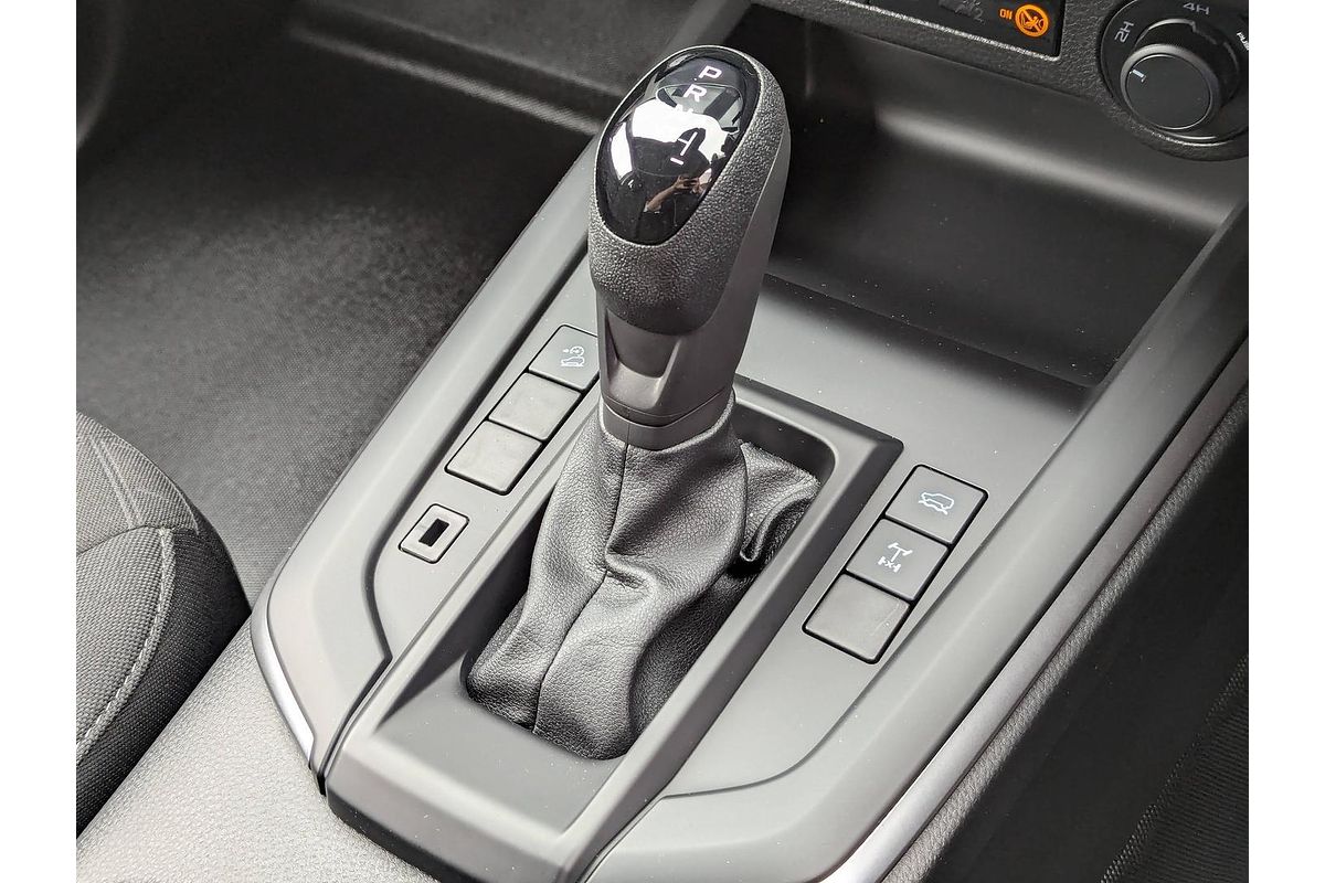 2025 Isuzu D-MAX LS-M 4X4