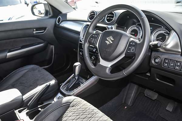 2024 Suzuki Vitara Turbo LY Series II
