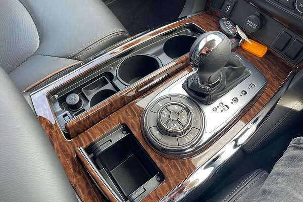 2024 Nissan Patrol Ti Y62
