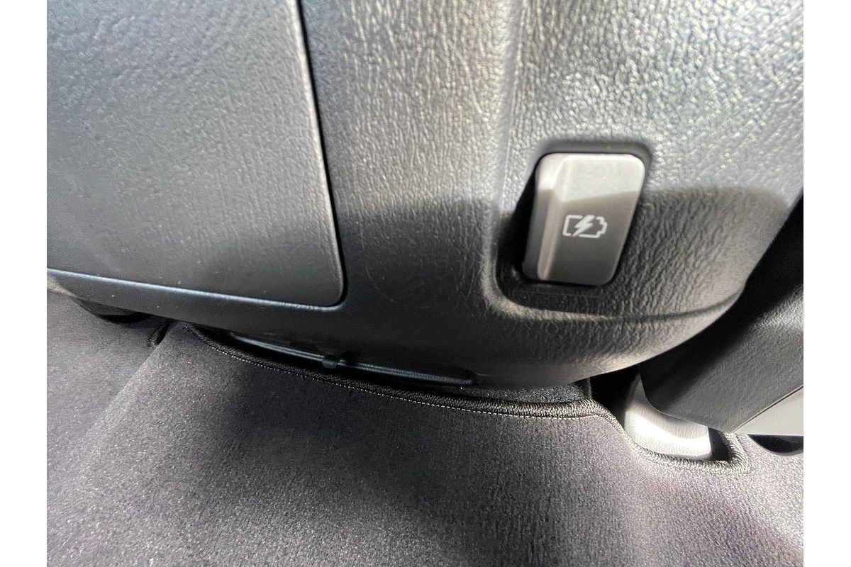 2024 Nissan Patrol Ti Y62