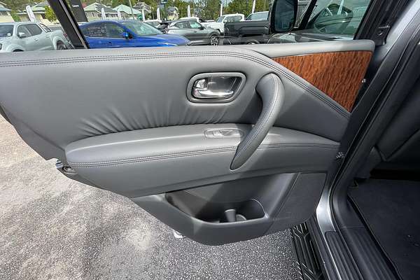 2024 Nissan Patrol Ti Y62