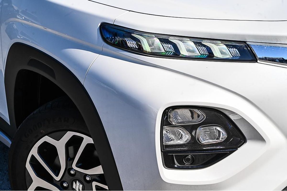 2025 Suzuki Fronx Hybrid KW